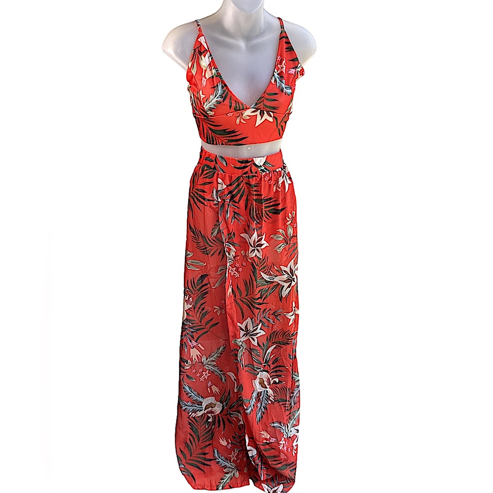 🏖️HOST PICK🏝️ Red Tropical Print Maxi Skirt Set. B17